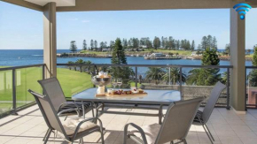 Apartment 602 at Sebel Kiama - STAY 3 nights PAY the 3rd night fifty percent OR Lazy Sunday late checkout, Kiama